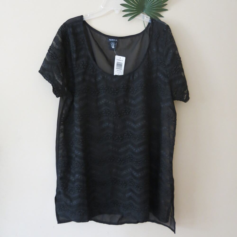 TORRID NWT Top Size 00/M/L Sheer Lace Black Short Sleeve Going Out Casual Flirty